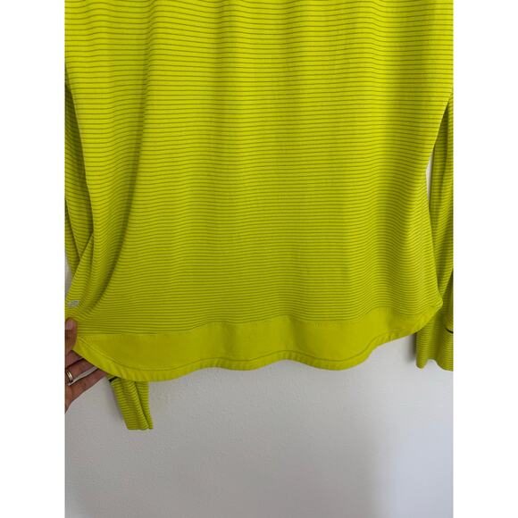 Lululemon Race Me Long Sleeve in Split Pea Size 8 - Picture 5 of 5